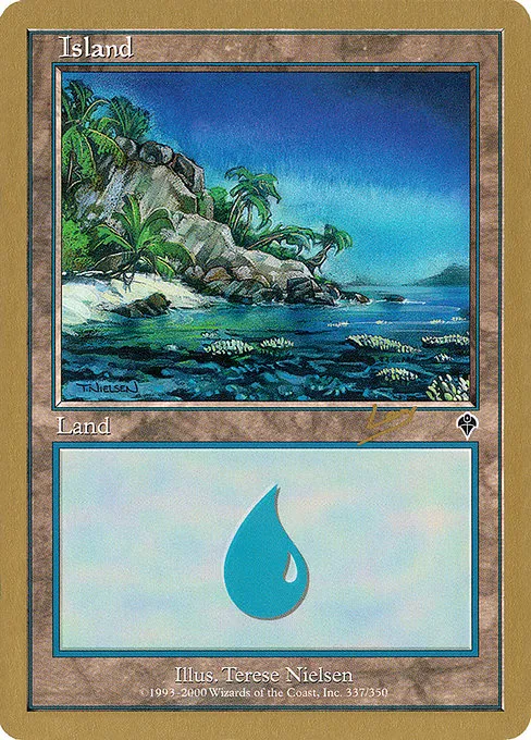 Island (337) - 2002 Raphael Levy