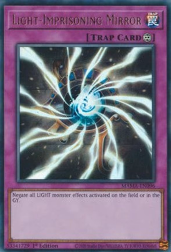 Light-Imprisoning Mirror